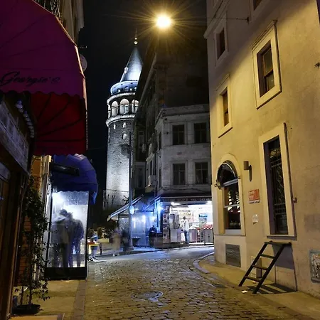 Galata View Every Corner Is For Sharing Photos! דירה *
